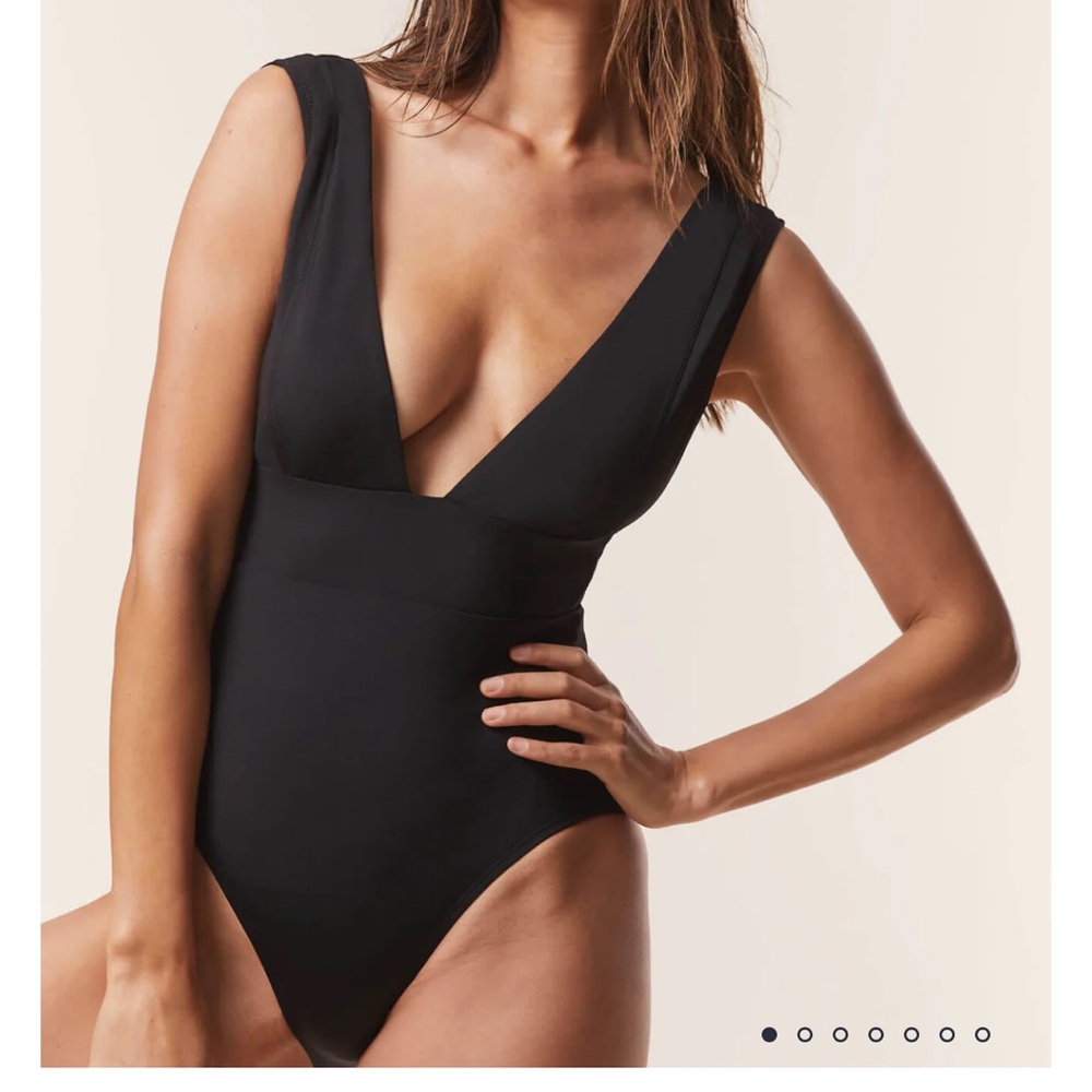 Andie Mykonos Deep V Long Torso